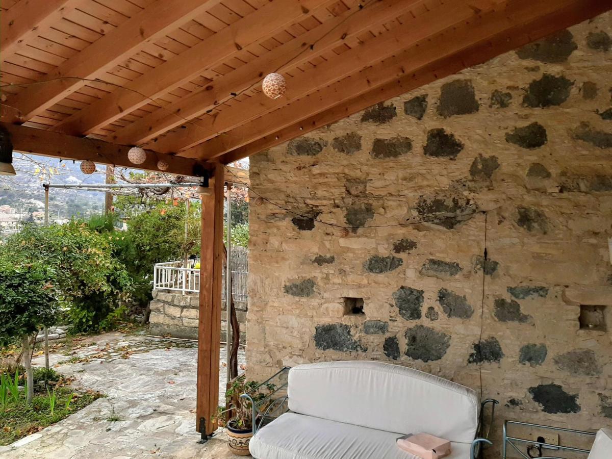 Blue Cottage Apsiou Buitenkant foto