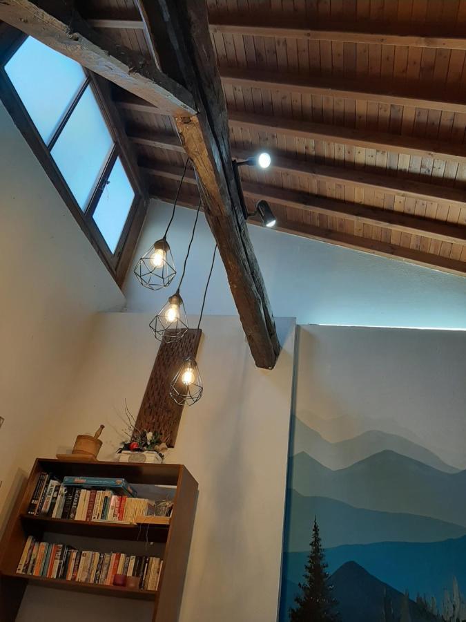 Blue Cottage Apsiou Buitenkant foto